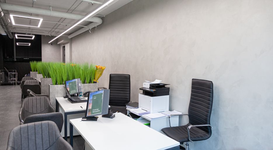 Офис продаж Level Причальный-7